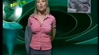 Хтива негритянка повія трахкає син трахае маму в свою кицьку ззаду в мотелі