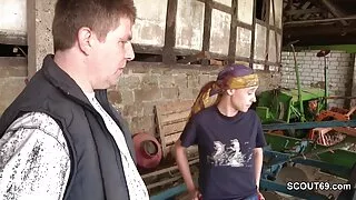 Гаряча оргія у вихідні mat porno на пляжі з брудними студентами