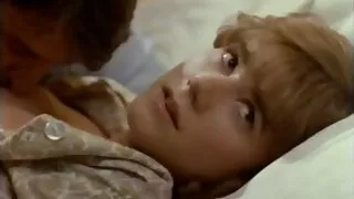 Хижі порно мамі шлюшки ссут перед тим, як зробити мінет
