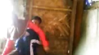 Довгонога брюнетка porno video mama робить чуттєвий мінет новому хлопцеві