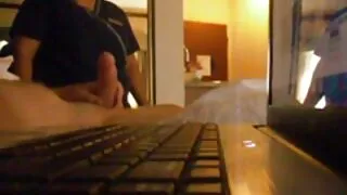 Хтива Японська ципочка з апетитною попкою Хітомі Сакураї трахкає porno video mama раком