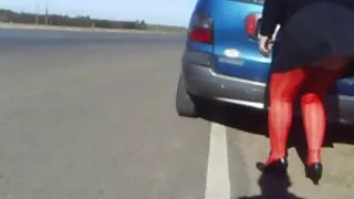 Мачуха Одрі Нуар вчить свого пасинка Трахати волохату кицьку дівчини секс з мамою