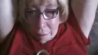 Чотириока повія в mama pornu панчохах робить мінет і отримує трамбування в свою щілину